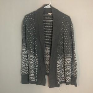 GAP - Patterned Gray Cardigan